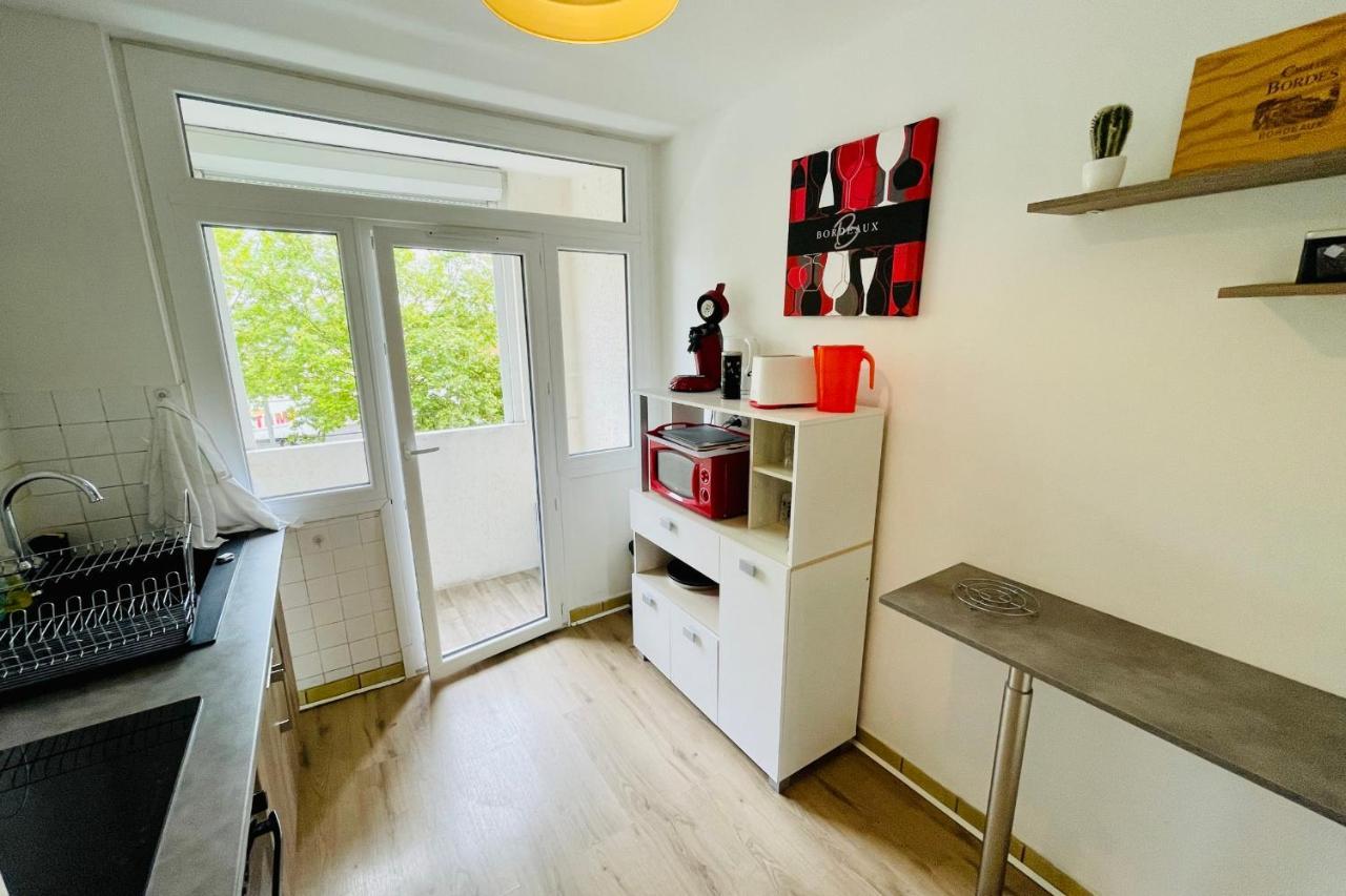 Luminous Apartment With Parking Near The City Center เซอนง ภายนอก รูปภาพ