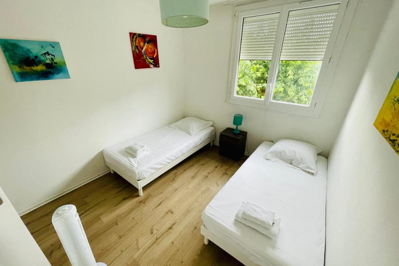 Luminous Apartment With Parking Near The City Center เซอนง ภายนอก รูปภาพ